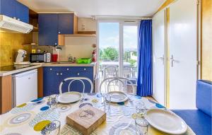 Amazing apartment in Gages with Outdoor swimming pool and 2 Bedrooms