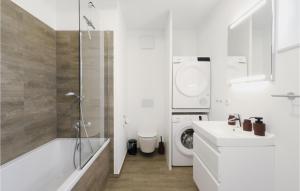 Amazing apartment in Lembruch-Dmmer See with 2 Bedrooms, WiFi and Indoor swimming pool