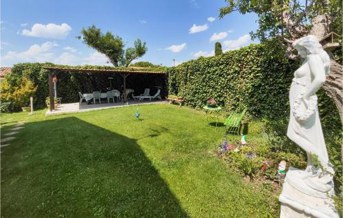 Amazing apartment in Loupian with WiFi and 1 Bedrooms