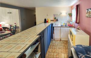 Amazing apartment in Loupian with WiFi and 1 Bedrooms