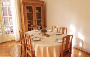 Appartement Amazing apartment in Mers-les-Bains with 2 Bedrooms and WiFi  80350 Mers-les-Bains Picardie