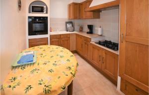 Amazing apartment in Nyons with Outdoor swimming pool and 1 Bedrooms