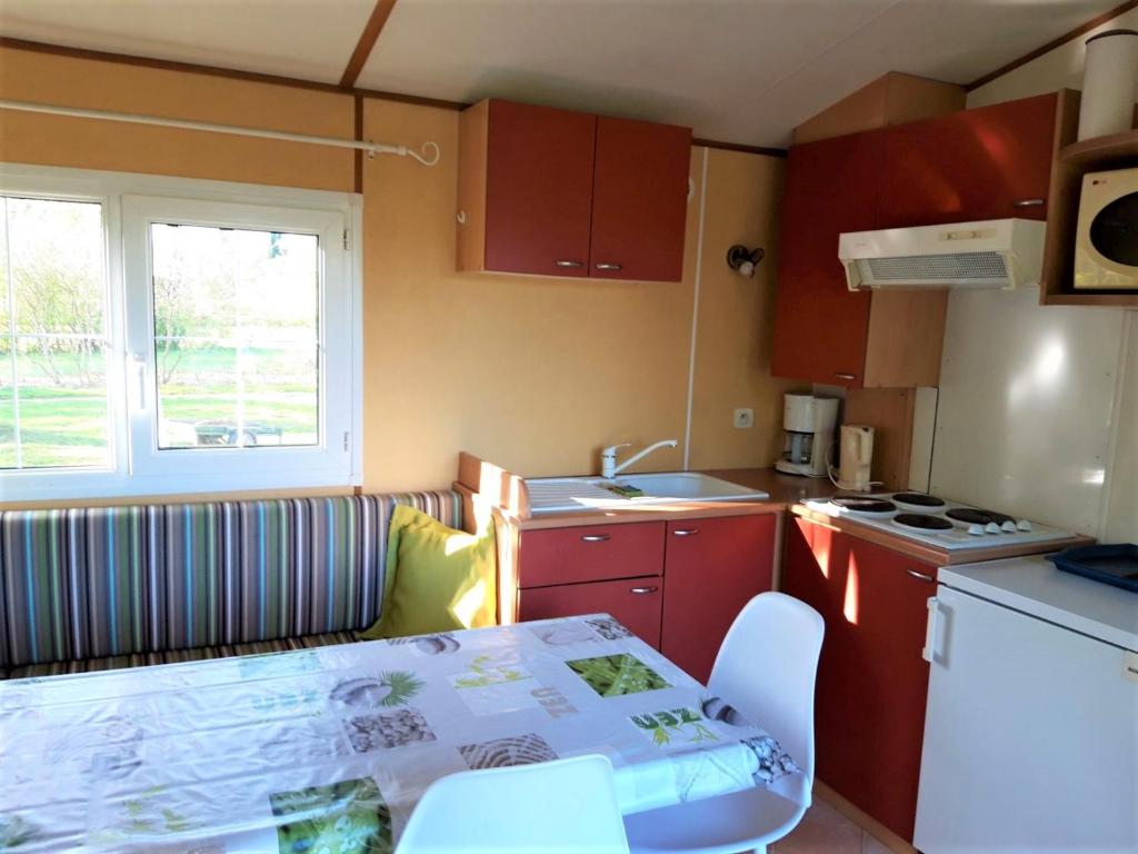 Amazing apartment in Putbus-Rgen with 1 Bedrooms and WiFi