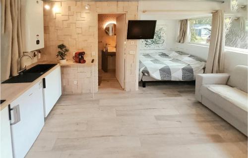Amazing apartment in Rognes with WiFi and 1 Bedrooms