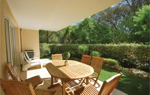 Amazing apartment in Saint Raphael with 2 Bedrooms, WiFi and Outdoor swimming pool