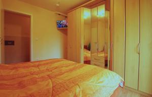 Amazing apartment in Schwarzer Busch with 2 Bedrooms and WiFi