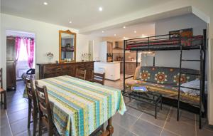 Amazing apartment in Six Fours les Plages with 2 Bedrooms and WiFi