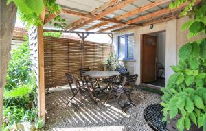 Amazing apartment in Six Fours les Plages with 2 Bedrooms and WiFi