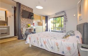 Amazing apartment in Taglio Isolaccio with WiFi