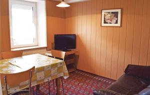 Amazing apartment in Trierweiler with 3 Bedrooms and WiFi