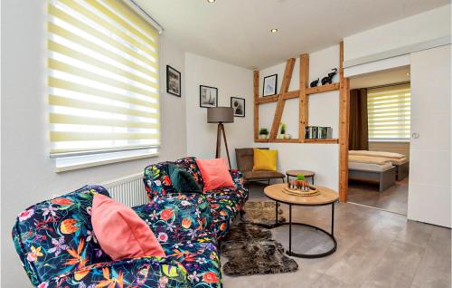 Amazing apartment in Zella-Mehlis with WiFi and 2 Bedrooms