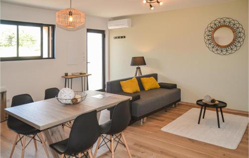 Amazing home in Cruzy with 1 Bedrooms and WiFi