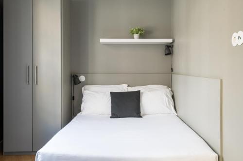 Amazing Old Town II - Apartment by SBH