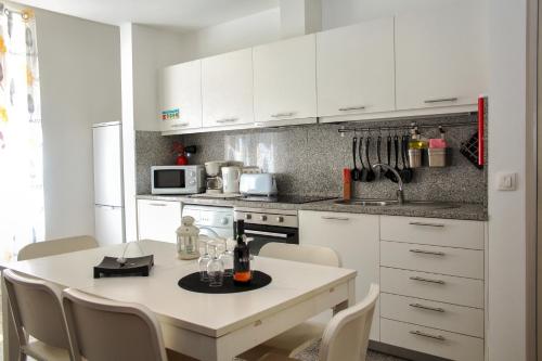 Amazing River Views - 3 suites appartment, free parking
