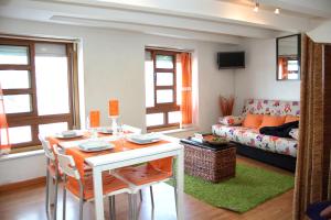 Amazing River Views - charming Studio