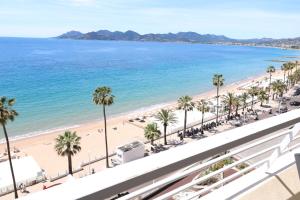 Appartement Amazing sea view 2 bedroom beach front 303 61 Rue Georges Clemenceau 06400 Cannes Provence-Alpes-Côte d\'Azur