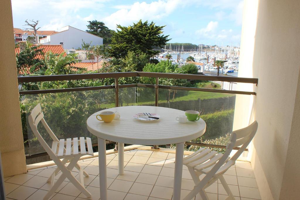 Appartement Ambiance sereine sur le port de Saint Gilles Croix de Vie de la vie 33 85800 Saint-Gilles-Croix-de-Vie