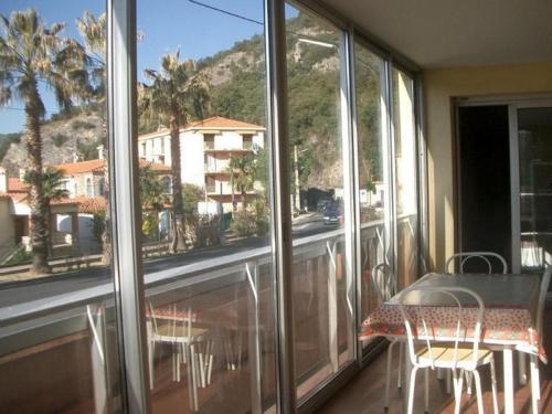 Appartement Appartement Amélie-les-Bains-Palalda, 3 pièces, 4 personnes - FR-1-703-147 20 Avenue du Général Leclerc Résidence Soleil et Montagne - RDC - Apt N°3 Amélie-les-Bains-Palalda