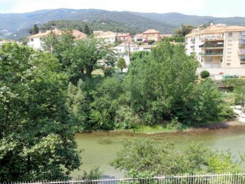 Appartement Appartement Amélie-les-Bains-Palalda, 3 pièces, 4 personnes - FR-1-703-93 3 Avenue du General Leclerc Résidence Le Roussillon Amélie-les-Bains-Palalda