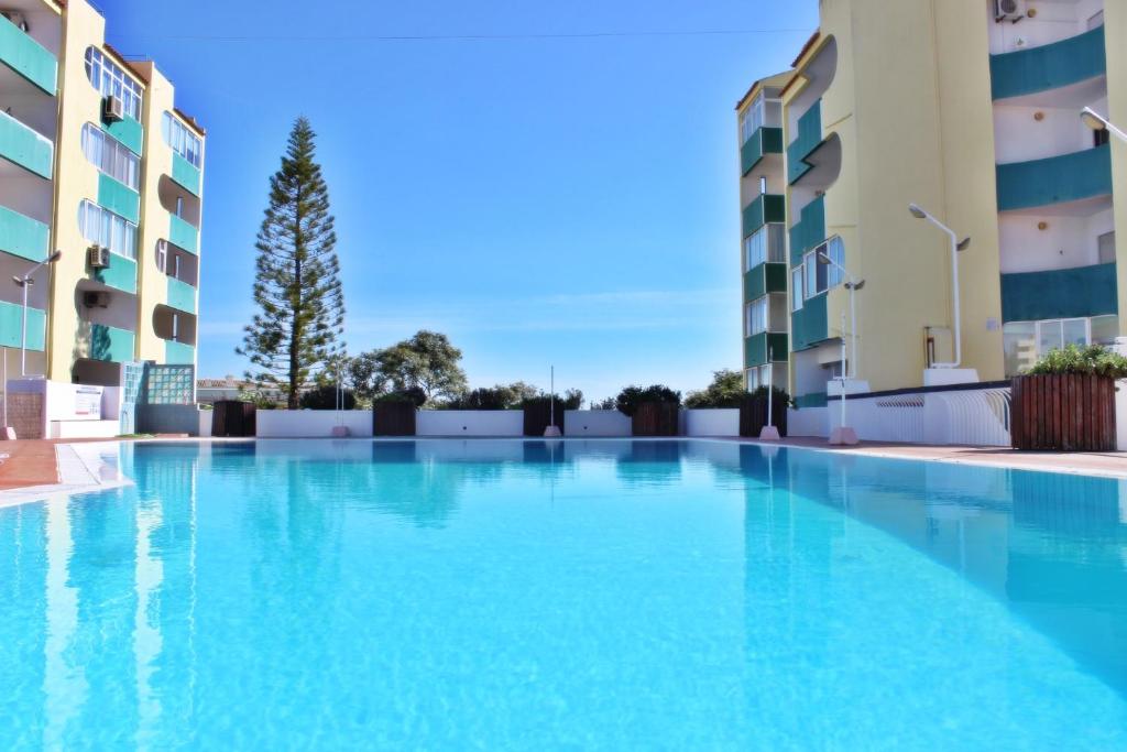 Appartement Amendoeiras II - Central Vilamoura Caminho do Castanheiro Urbanização Parque das Amendoeiras, Bloco A2, 5ºD 8125-406 Vilamoura