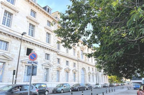 Amiens Centre☆Modern Luxury Apt 36M2☆NETFLIX