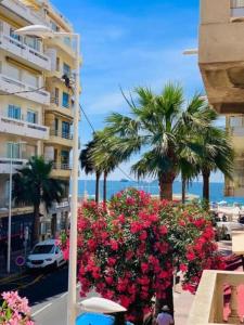 Appartement Amiral Courbet Apartment 26 Avenue Amiral Courbet 06160 Juan-les-Pins Provence-Alpes-Côte d\'Azur