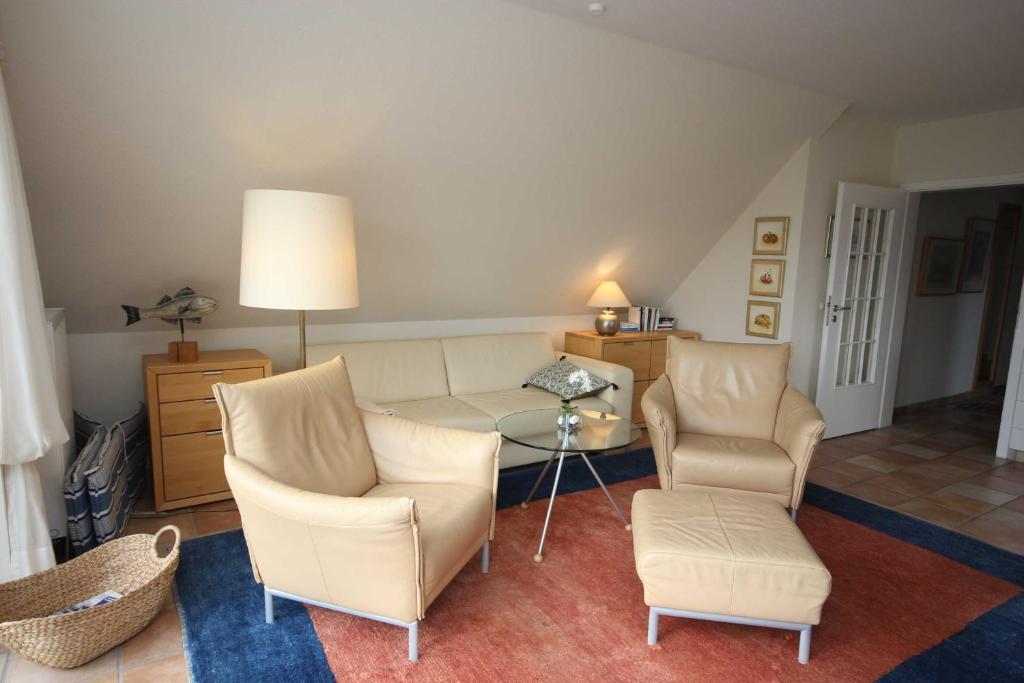 Appartement An den Boddenwiesen I Osterstraße 8 A 18347 Wustrow