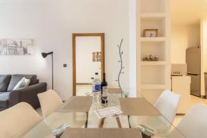 Anadia Atrium F