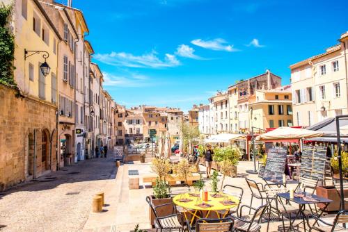 Ancien atelier d'artiste en plein centre historique