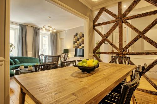 Angel's Chic Duplex