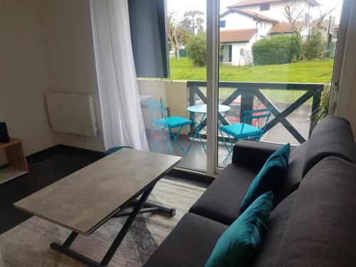 Anglet Aguilera studio moderne à deux pas des plages