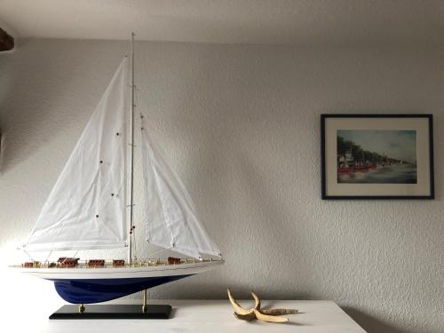 Ankerplatz Warnemünde - Direkte Strandnähe mit Leuchtturmblick