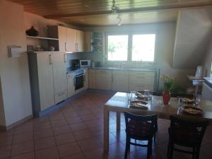 Anna - neue Ferienwohnung mit Blick ins Grüne