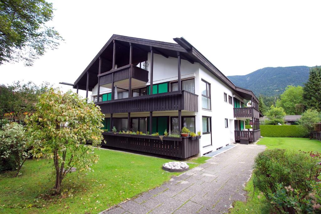 Appartement Anne Dreitorspitzstraße 37 82467 Garmisch-Partenkirchen