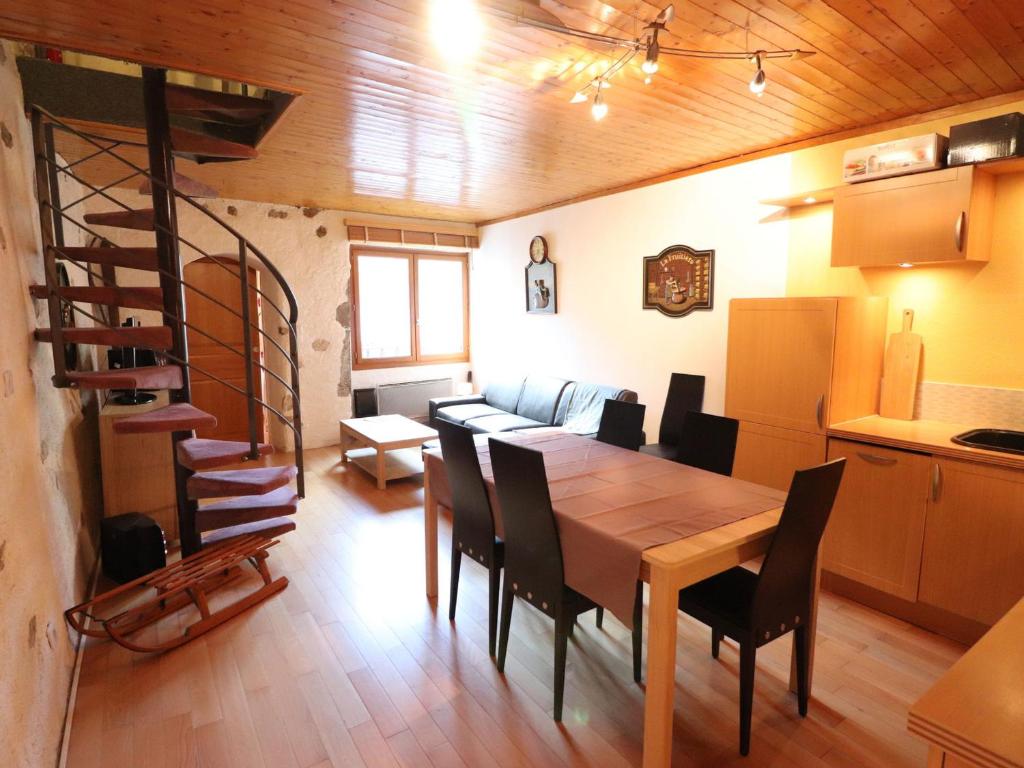 Appartement Appartement Annecy, 3 pièces, 4 personnes - FR-1-432-63 5 Rue Carnot -  -, 74000 Annecy