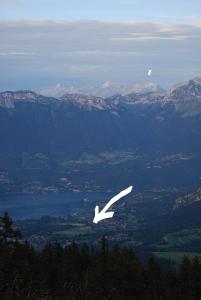 Annecy-Lake and Mountains - Savoie France