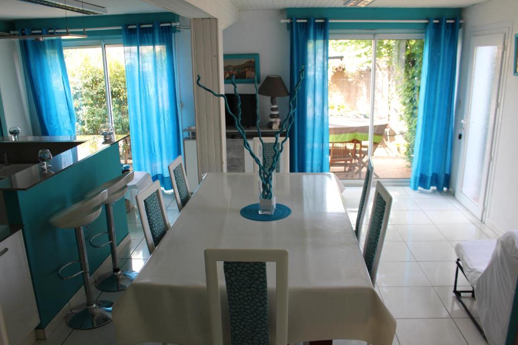 Appartement Annie LLENSE 57 avenue des mimosas 66700 Argelès-sur-Mer