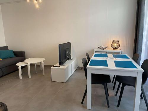 Appartement Antibes, 2 pièces, 4 personnes - FR-1-252-180 Antibes france