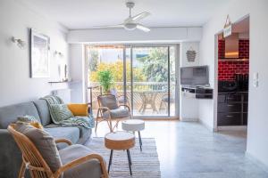 Antibes Street - Bright 1 Bdr Large Balcony