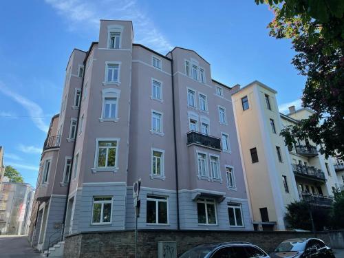 Antoni Homes: 2 Personen I Zentral I Studio I Netflix I Balkon