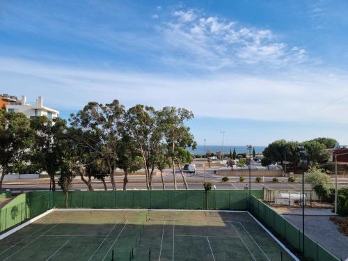 Apartamento com 3 quartos em frente a Praia