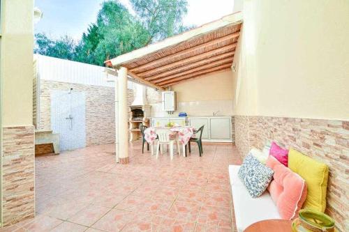 Apartamento com pátio