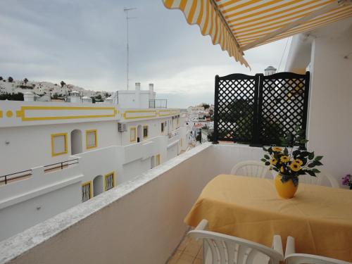 Apartamento com piscina perto da praia