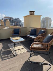 Apartamento com terraço e vistas