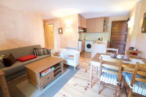 Apartamento con jardín Err