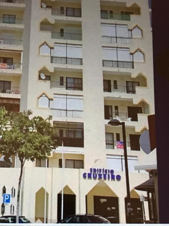 Apartamento Cruzeiro Praia da Rocha RUA ANTONIO FEU Edifício Cruzeiro , 7 andar -712, 8500-764 Portimão