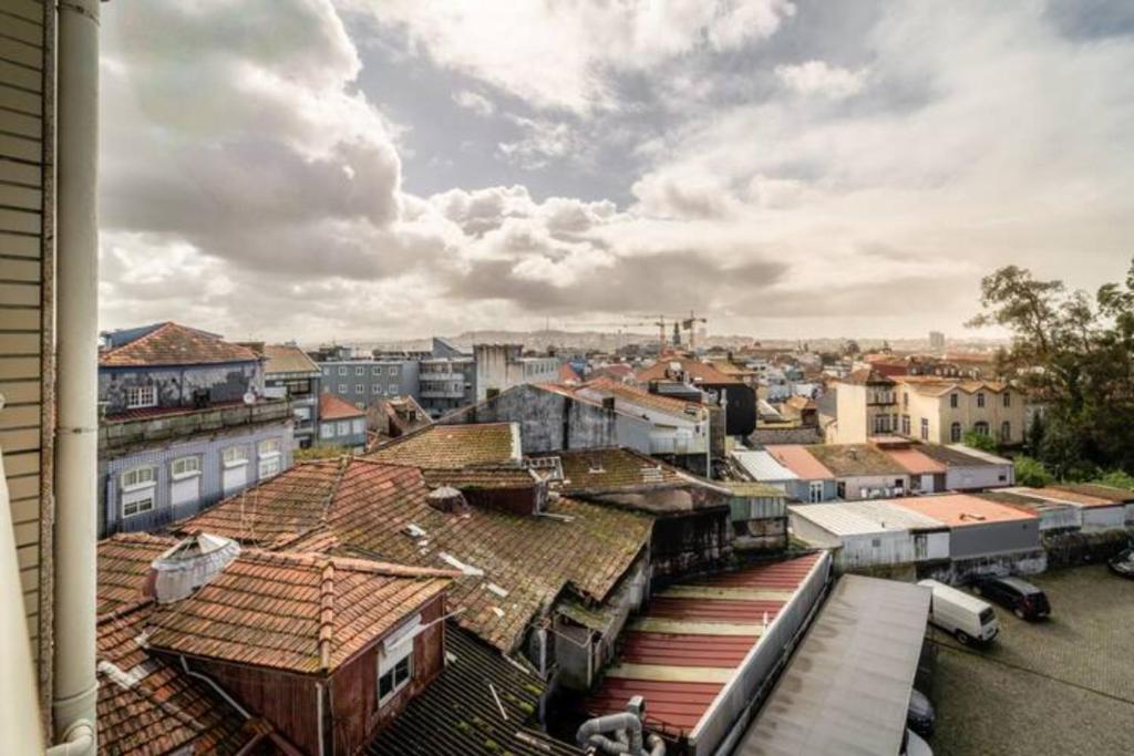 Apartamento da Praça 65 Praça do Coronel Pacheco 4º esquerdo tras, 4050-453 Porto