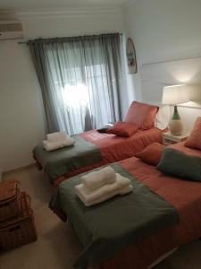 Apartamento de 2 Quartos no Centro de Monte Gordo