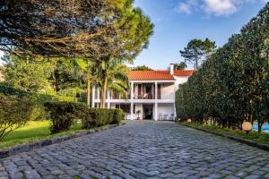 Apartamento do Pinheiro (with Shared Swimming Pool)