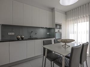 Apartamento Edf Loulé Sol - FREE AIRCON - BY BEDZY